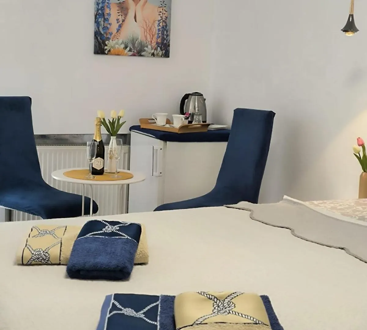 Apartment And Room Hudoletnjak 실로