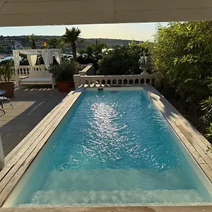 Pavi Apartments Vila Amalia Apartment
